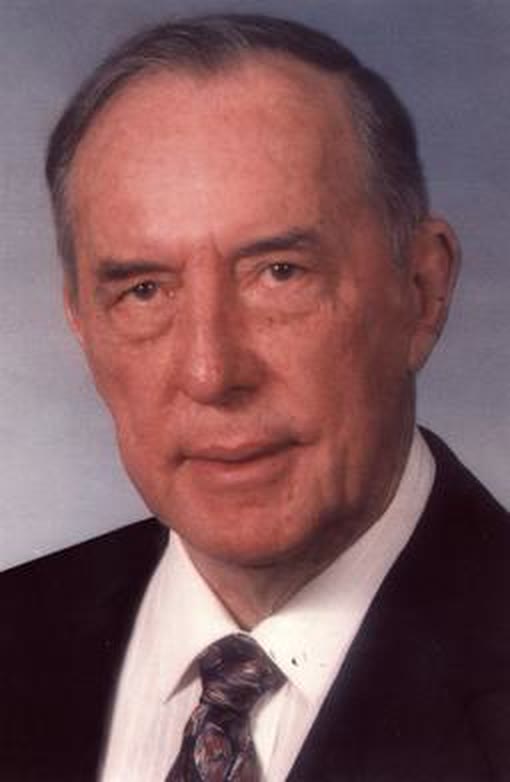 Photograph of Bible teacher Derek Prince